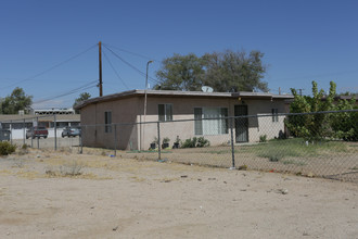 14732-14742 Mesa Dr in Victorville, CA - Building Photo - Primary Photo