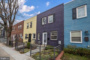 1259 16th St NE in Washington, DC - Building Photo