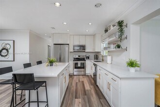 1065 SW 4th Terrace in Pompano Beach, FL - Building Photo - Building Photo