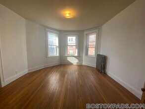 143 Park Dr in Boston, MA - Building Photo - Building Photo