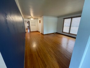 4232 Cedar Ave S in Minneapolis, MN - Building Photo - Building Photo