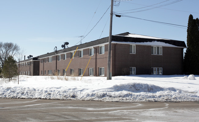 Village Dweller Apartments in Lakeville, MN - Building Photo - Building Photo