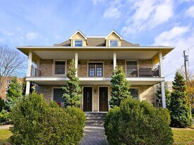 49 Greenridge Ave in White Plains, NY - Building Photo