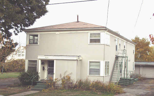 8625 N Leonard St in Portland, OR - Building Photo - Building Photo