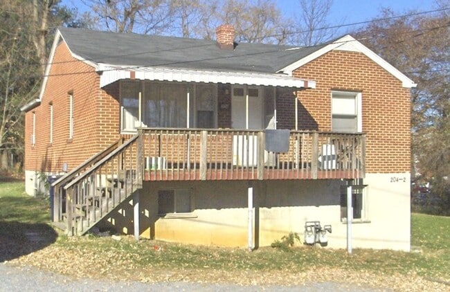 property at 204 Broce Dr