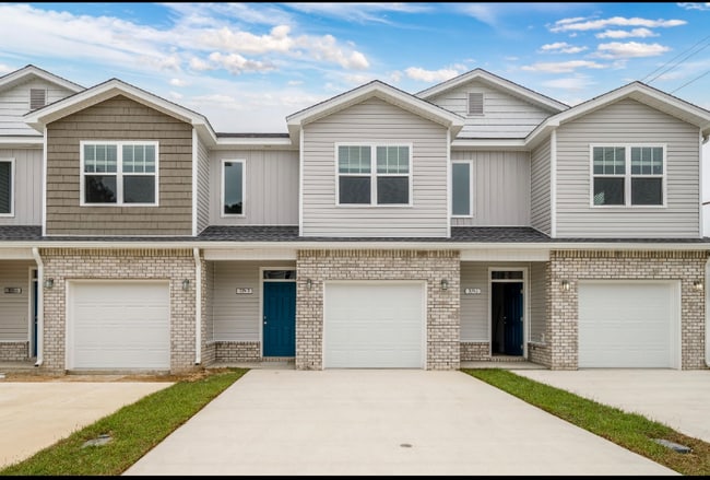 319 Carmel Dr