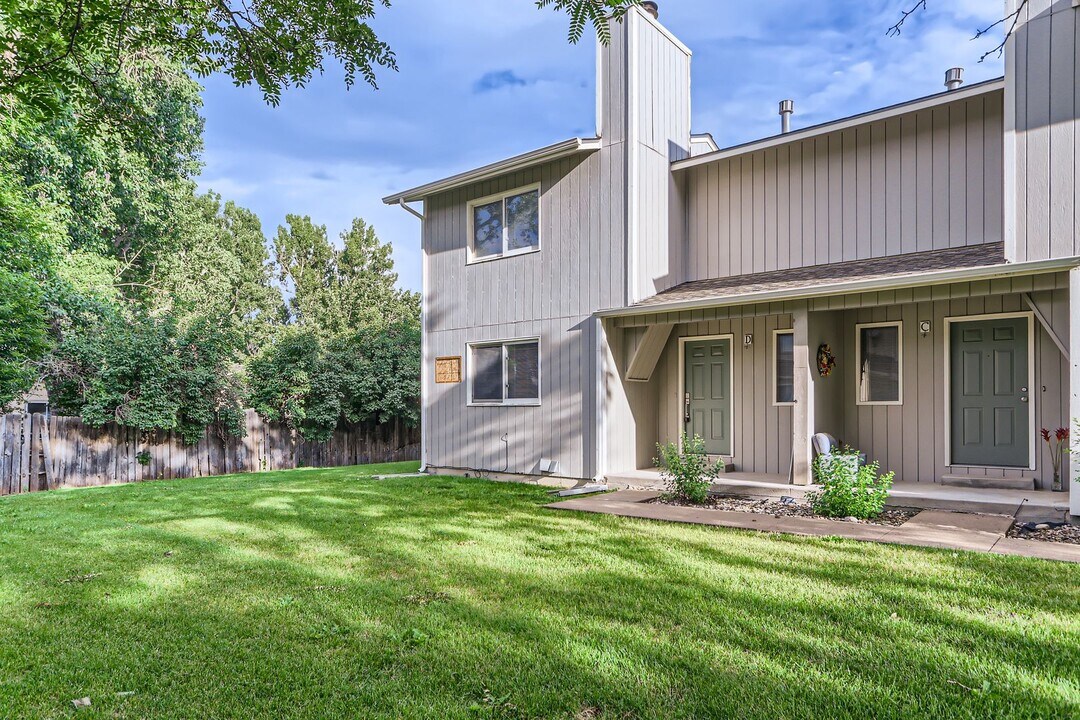 2606 Davidson Dr in Fort Collins, CO - Building Photo