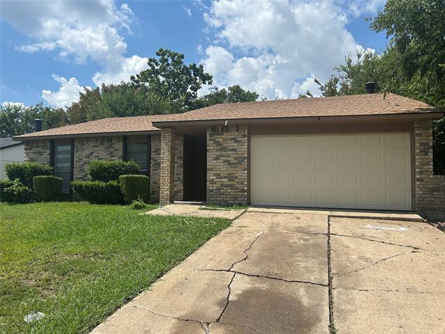 1605 Pilot Way in Garland, TX - Building Photo