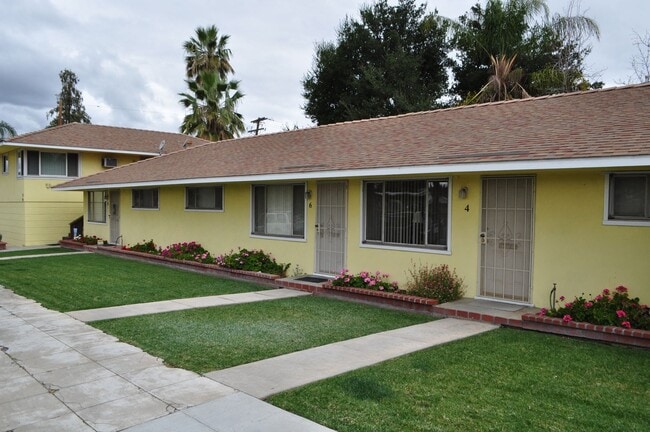 560 Cajon St in Redlands, CA - Building Photo - Building Photo