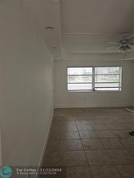 20111 NE 27th Ct in Miami, FL - Building Photo