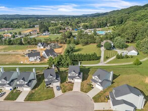 6710 Padgett Hill Ln in Knoxville, TN - Building Photo - Building Photo
