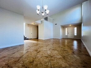 1612 N Sand Canyon Dr in Las Vegas, NV - Building Photo - Building Photo