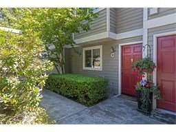 7031 210th St SW in Lynnwood, WA - Building Photo