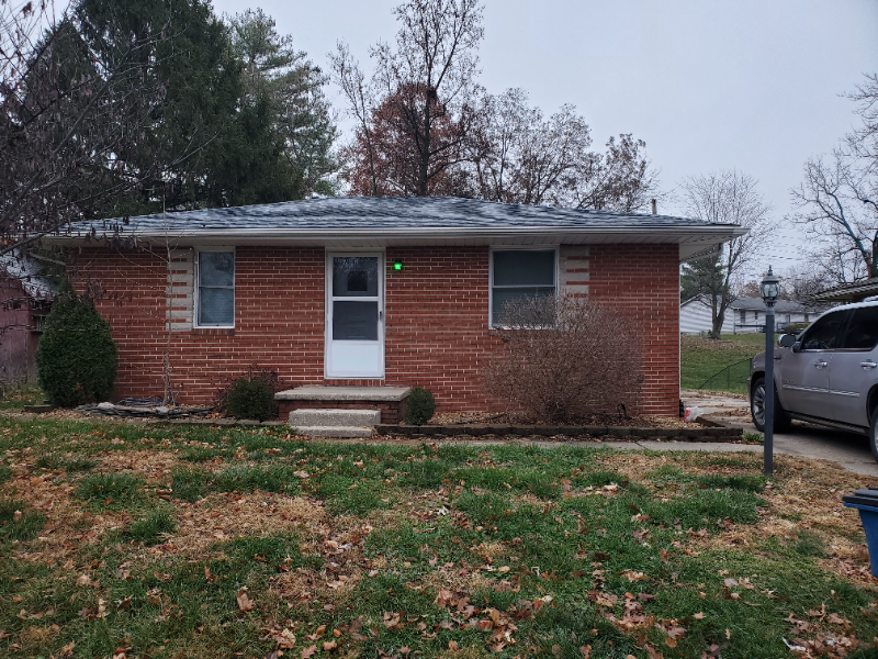 5603 Barbara Ct in Godfrey, IL - Foto de edificio