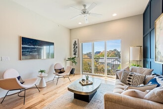 908 Nueces St in Austin, TX - Building Photo - Building Photo