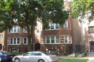 7816 S Phillips Ave Apartments