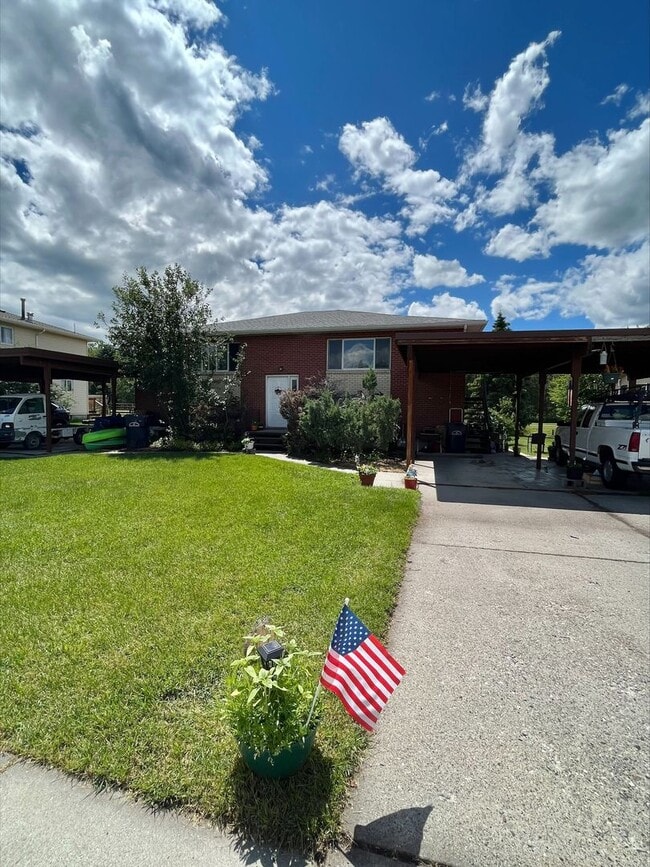 1909 S Black Ave in Bozeman, MT - Building Photo - Building Photo