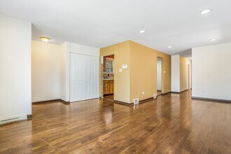 8840 S Halsted St in Chicago, IL - Building Photo - Building Photo