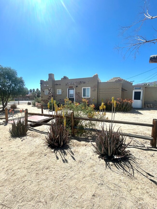 property at 6388 West Ct