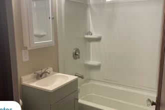 685 Woodville Rd in Mansfield, OH - Building Photo - Building Photo