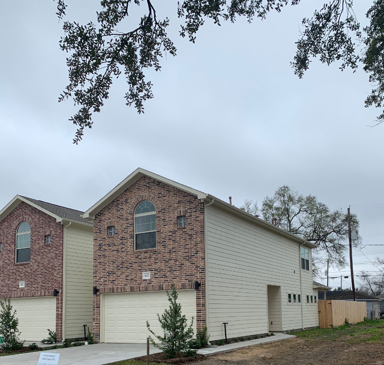 610 E 38th St in Houston, TX - Building Photo