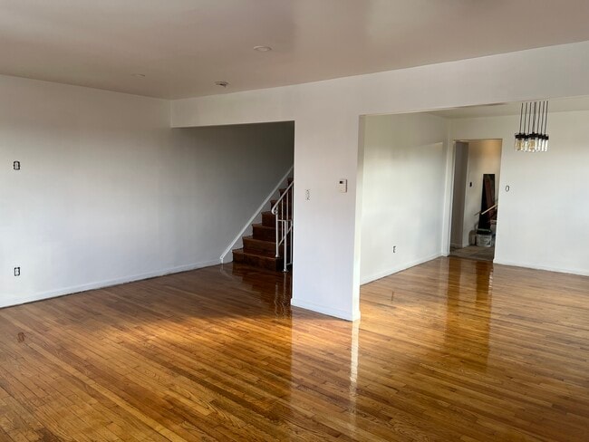 284 Washington St, Unit 284 in Fairview, NJ - Building Photo - Building Photo