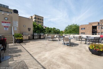 5100 N Marine Dr in Chicago, IL - Building Photo - Building Photo