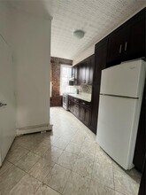 52 Main St in Yonkers, NY - Foto de edificio - Building Photo