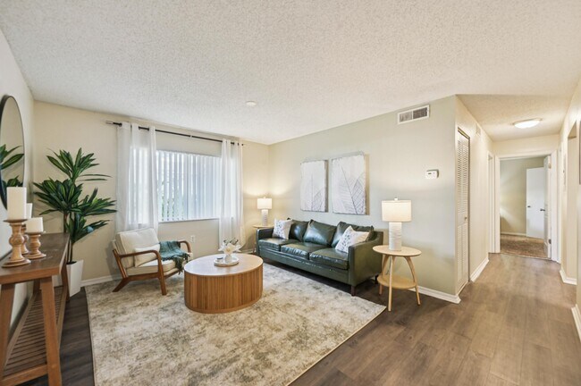 Sarasota South in Bradenton, FL - Building Photo - Building Photo