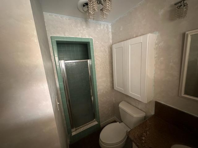 185 Maple Way in Hanford, CA - Building Photo - Building Photo