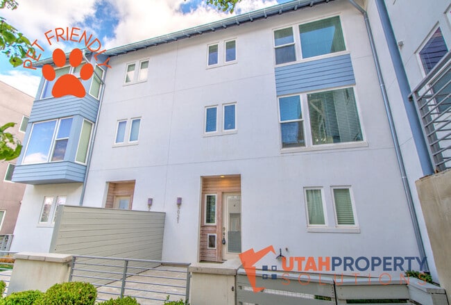 property at 5021 W Daybreak Pkwy