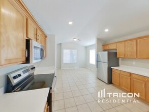 3118 N 129th Dr in Avondale, AZ - Building Photo - Building Photo