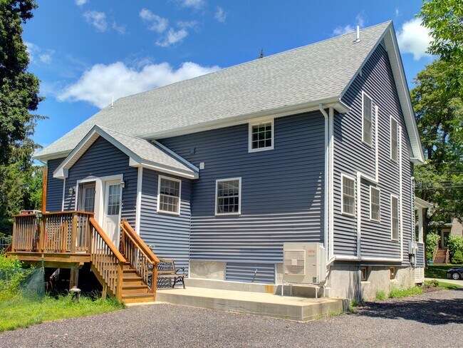 97 Church St in Plainfield, CT - Building Photo - Building Photo