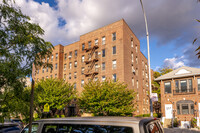 1811 Ocean Pky in Brooklyn, NY - Foto de edificio - Building Photo