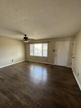 420 Hedgewood Dr in Lexington, KY - Building Photo - Building Photo