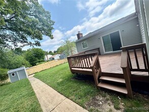 2208 Watts Ln in Richmond, VA - Building Photo - Building Photo