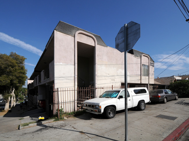 2445 Kent St in Los Angeles, CA - Building Photo - Building Photo