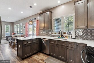 1024 Martin Dr in La Plata, MD - Building Photo - Building Photo