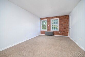 29G Clarmore Dr in Norwalk, CT - Foto de edificio - Building Photo