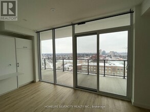 741-1741 King St W in Kitchener, ON - Building Photo - Building Photo