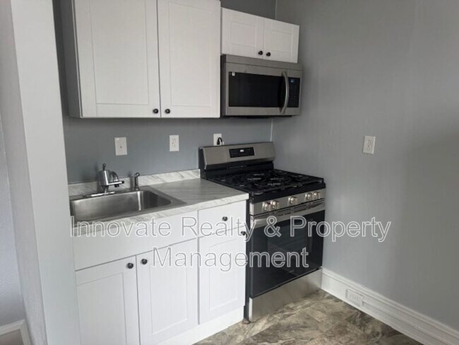 1830 Lansing St in Philadelphia, PA - Building Photo - Building Photo
