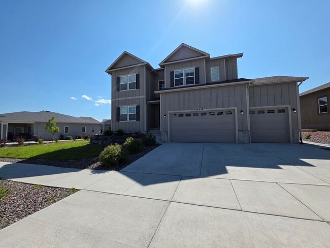 10258 Sharon Springs Dr in Colorado Springs, CO - Building Photo - Building Photo