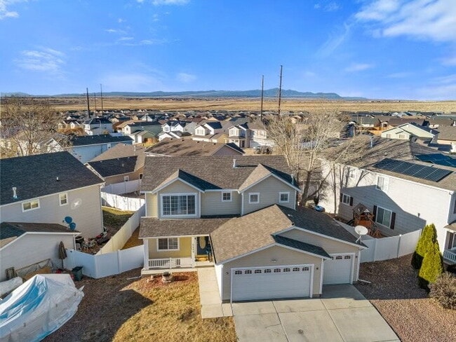 2205 Meadowlark Ln in Pueblo, CO - Building Photo - Building Photo