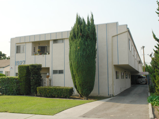 1927 Gardena Ave in Los Angeles, CA - Building Photo - Building Photo