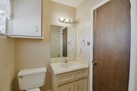 13915 Roundstone Ln photo'