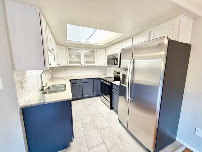 2410 Hamlet Ln in Colorado Springs, CO - Building Photo - Building Photo