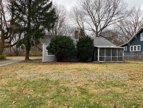 4924 Carvel Ave in Indianapolis, IN - Building Photo - Building Photo