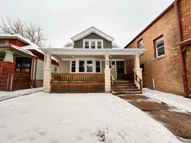 2704 W Concordia Ave in Milwaukee, WI - Building Photo