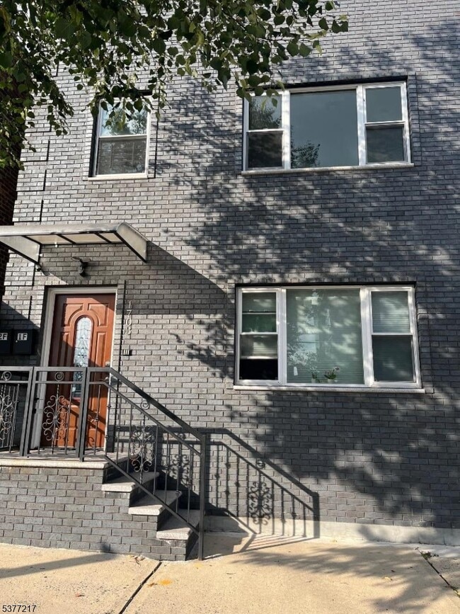 property at 1703 S Wood Ave