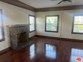 2215 7th Ave in Los Angeles, CA - Building Photo